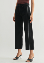 Load image into Gallery viewer, Kimmie Barrel Twist
