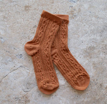 Load image into Gallery viewer, Ankle Twist Socks
