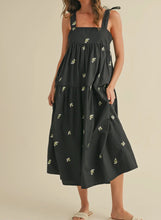 Load image into Gallery viewer, Flora Black Dress
