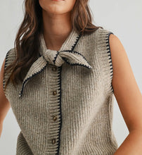 Load image into Gallery viewer, Cortland Vest
