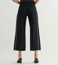 Load image into Gallery viewer, Kimmie Barrel Twist
