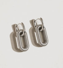 Load image into Gallery viewer, The S&amp;S Earring
