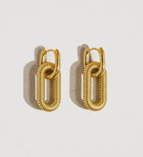 Load image into Gallery viewer, The S&amp;S Earring
