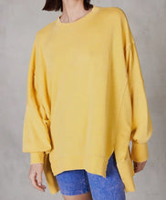 Load image into Gallery viewer, Butter Fleece Top

