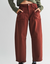 Load image into Gallery viewer, Cinnamon Barrel Jeans
