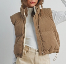 Load image into Gallery viewer, Sandy Corduroy Vest
