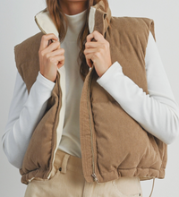 Load image into Gallery viewer, Sandy Corduroy Vest
