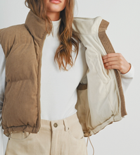 Load image into Gallery viewer, Sandy Corduroy Vest
