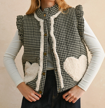 Load image into Gallery viewer, Sherpa Pocket Vest
