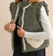 Load image into Gallery viewer, Sherpa Pocket Vest
